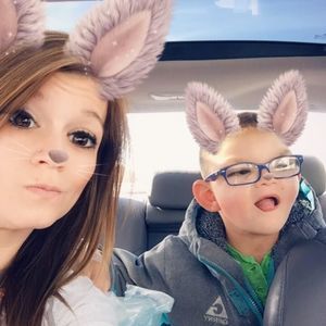 Meet your Posher, Brooke